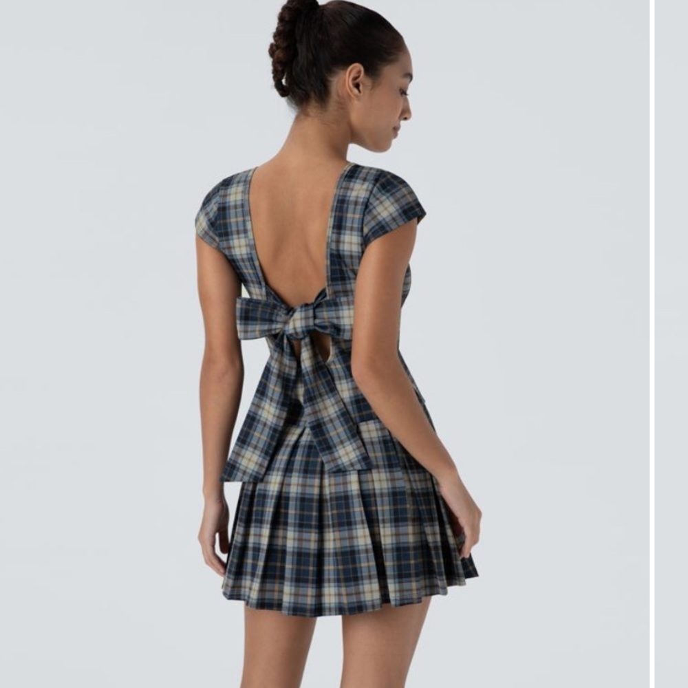 Halara Backless Tie Back U Neck Plaid Pleated Hem Mini Casual Dress NWT